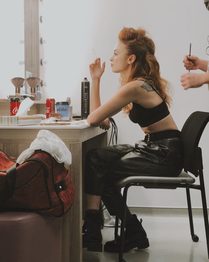 Nilperi Şahinkaya nude pics