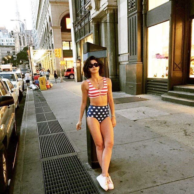 Nesrin Cavadzade ass