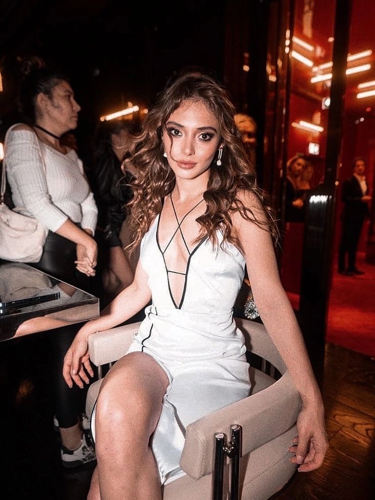 Esra Rabia beautiful hot pics