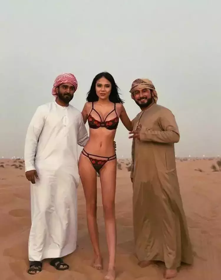 Merve Taşkın ardent ass