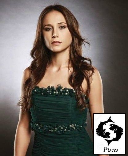 Burçin Terzioğlu bikini