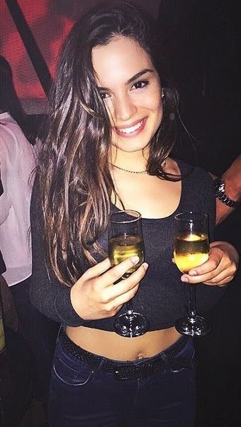 Aslı Bekiroğlu depicts fire sex