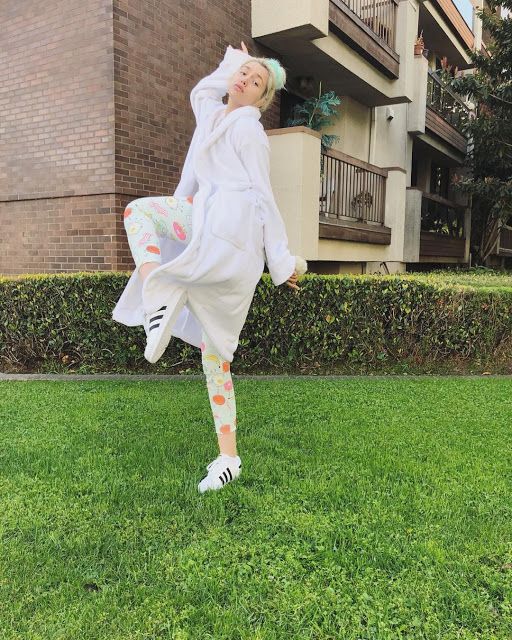 Aleyna Tilki poses fuck