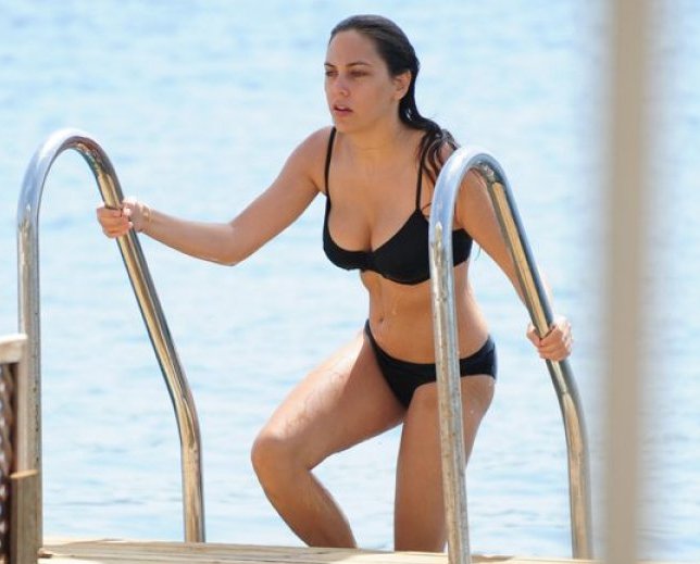 Bensu Soral modeling hot pics