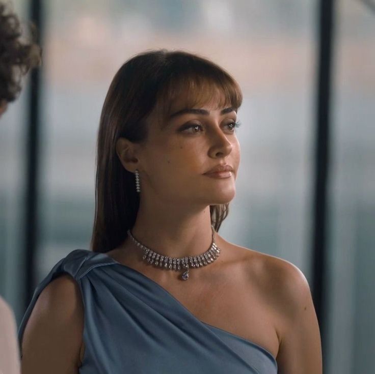 Esra Rabia hot images