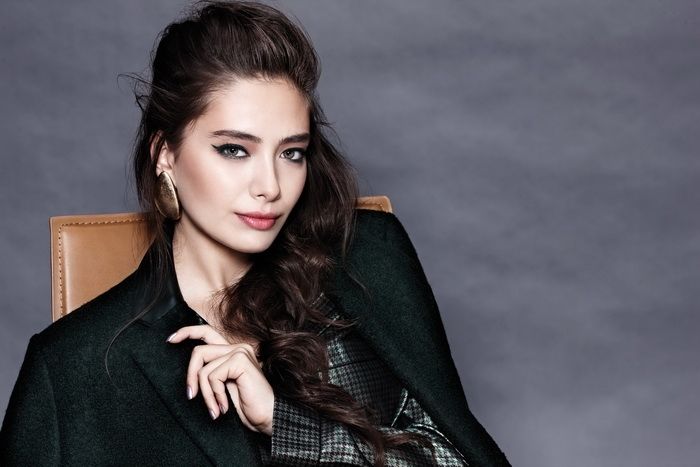 Neslihan Atagül Sex Porn Photos of Boobs and Butt