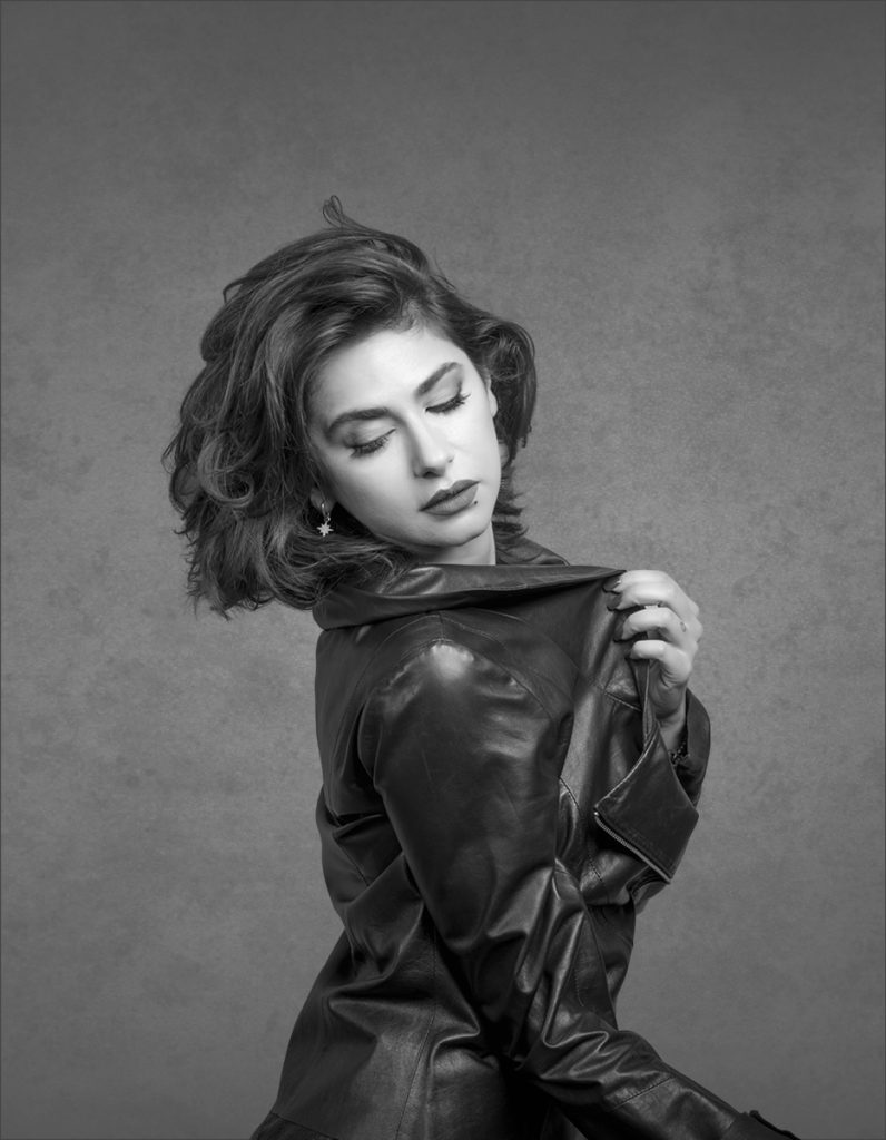 Nesrin Cavadzade looks hot images