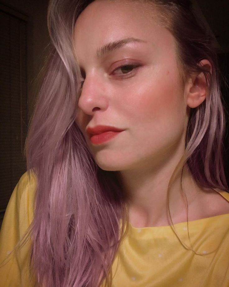 Nilperi Şahinkaya looks sex