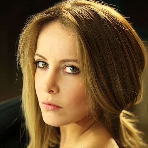 Vildan Atasever looks boobs