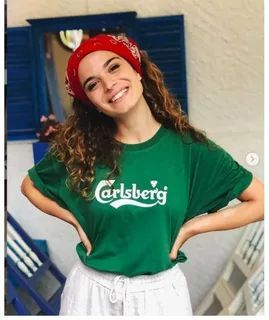 Aslı Bekiroğlu depicts fire hot