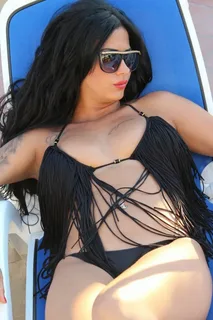 Melek Azad slut bikini 