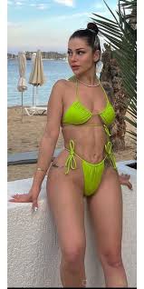 Esra Rabia looks nude