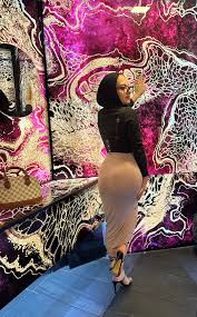 Esra Rabia smiles fuck