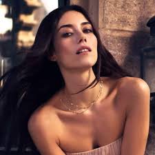 Cansu Dere beautiful hot