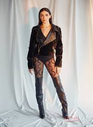 Hazar Ergüçlü poses porn