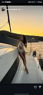 Nesrin Cavadzade smiles hot pics