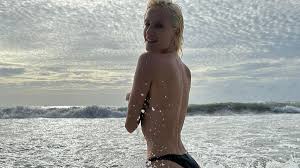 Didem Soydan smiles xxx porn