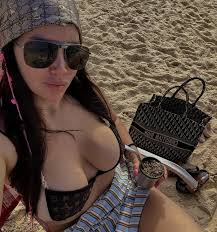 Wanda Nara modeling fuck