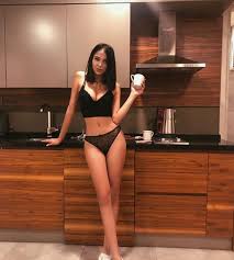 Merve Taşkın depicts fire hot bikini