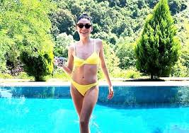 Hazar Ergüçlü smiles porn