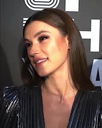 Yüsra Geyik smiles fuck