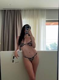 Hazar Ergüçlü smiles fuck