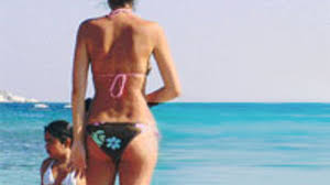 Bergüzar Korel smiles porn