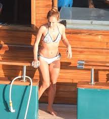 Burçin Terzioğlu looks nudes