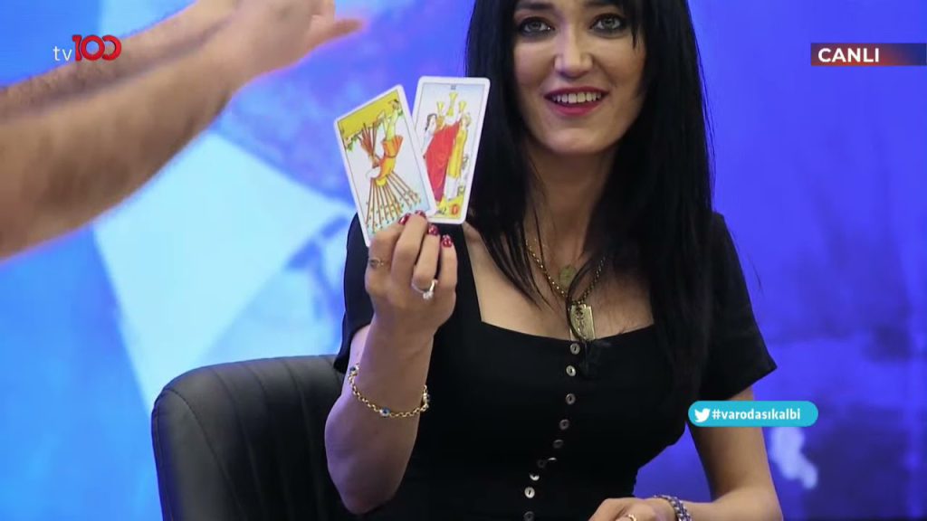 Meral Güven looks fuck