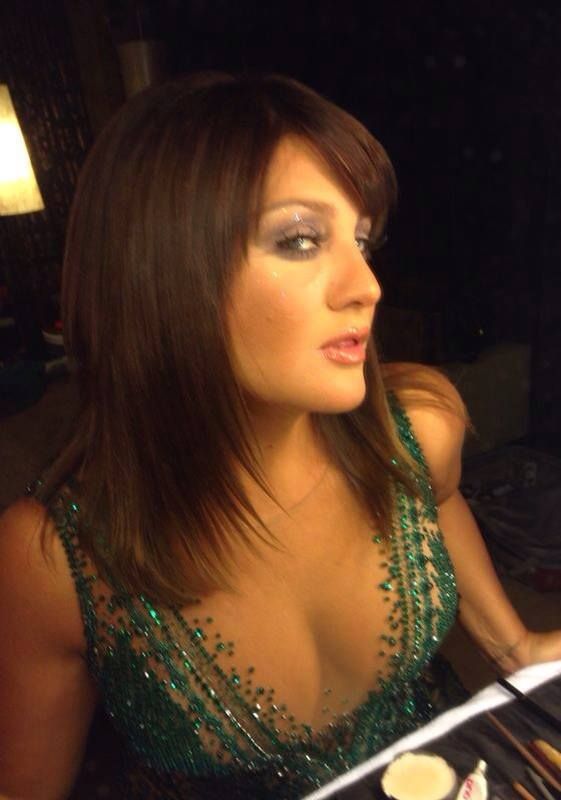 Sibel Can looks hot xxx