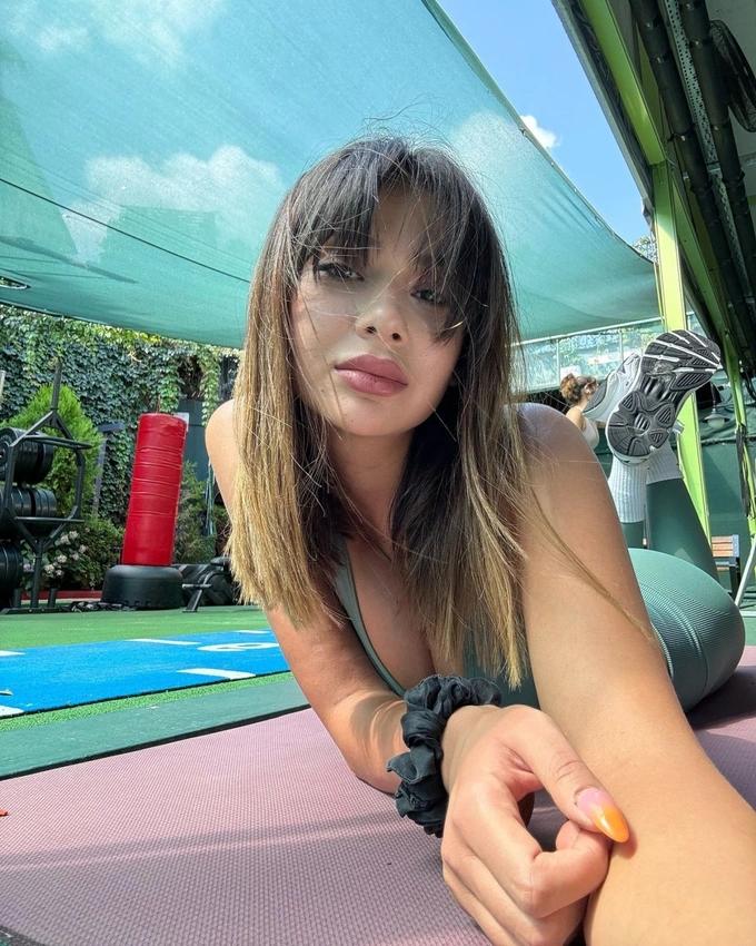 Merve Taşkın smiles porn