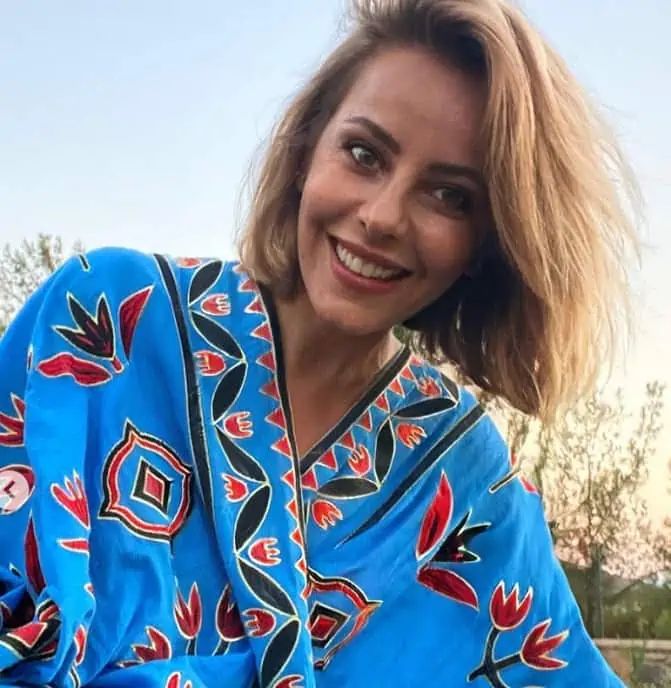 Vildan Atasever smiles fuck