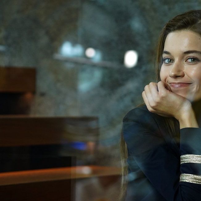 Afra Saraçoğlu naked