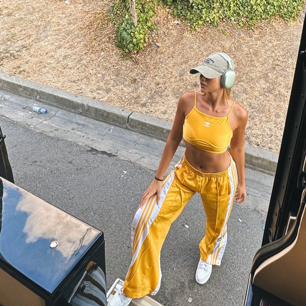 Aleyna Kalaycıoğlu ardent nude pics