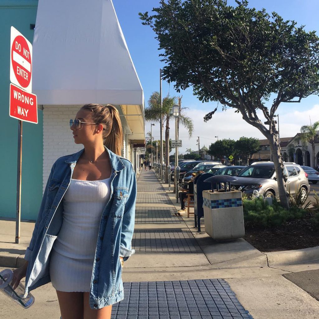 Aleyna Kalaycıoğlu beautiful hot images