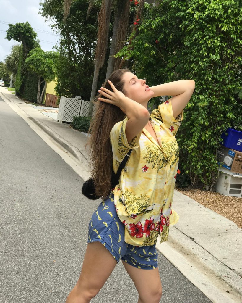 Aleyna Kalaycıoğlu beautiful sexy