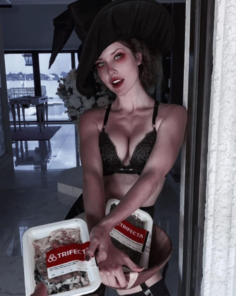 Aleyna Kalaycıoğlu nude