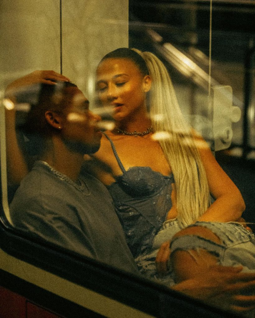 Aleyna Kalaycıoğlu smiles xxx sex