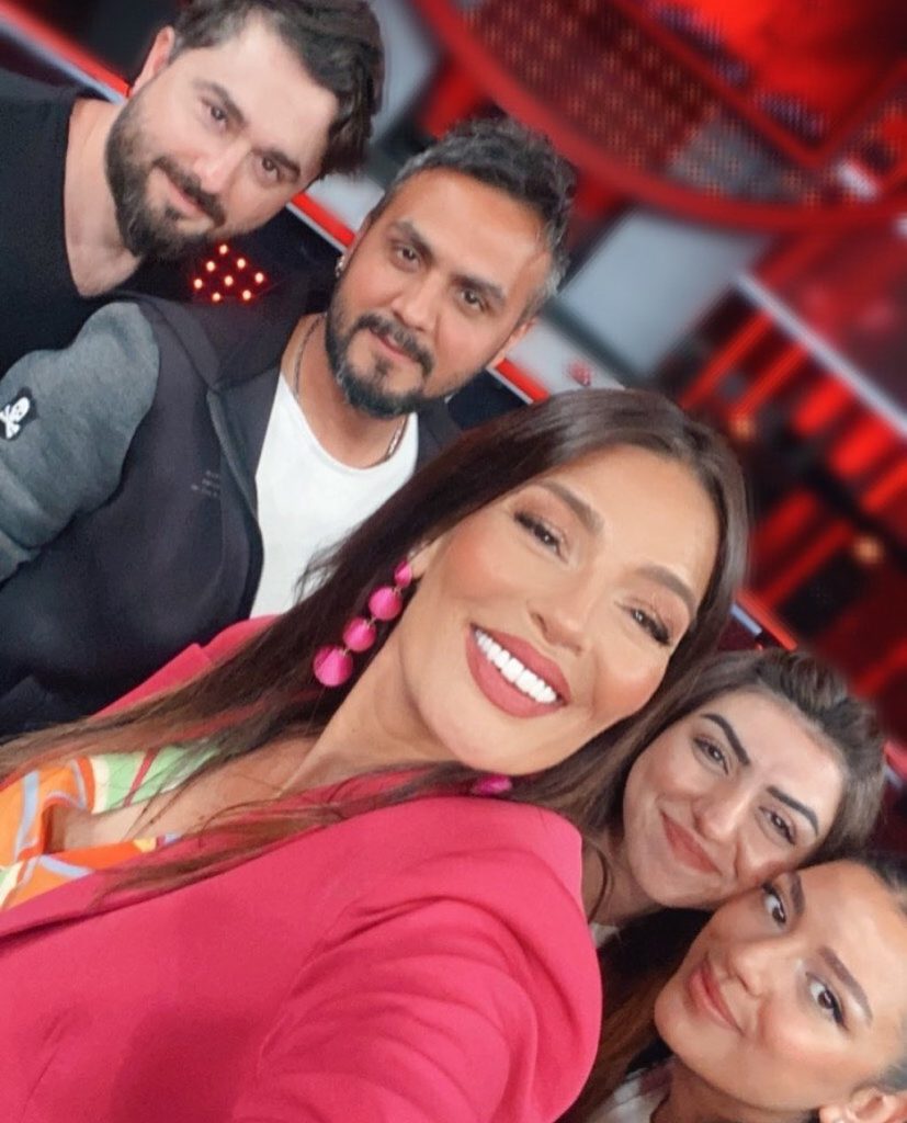 Asuman Krause looks hot pics