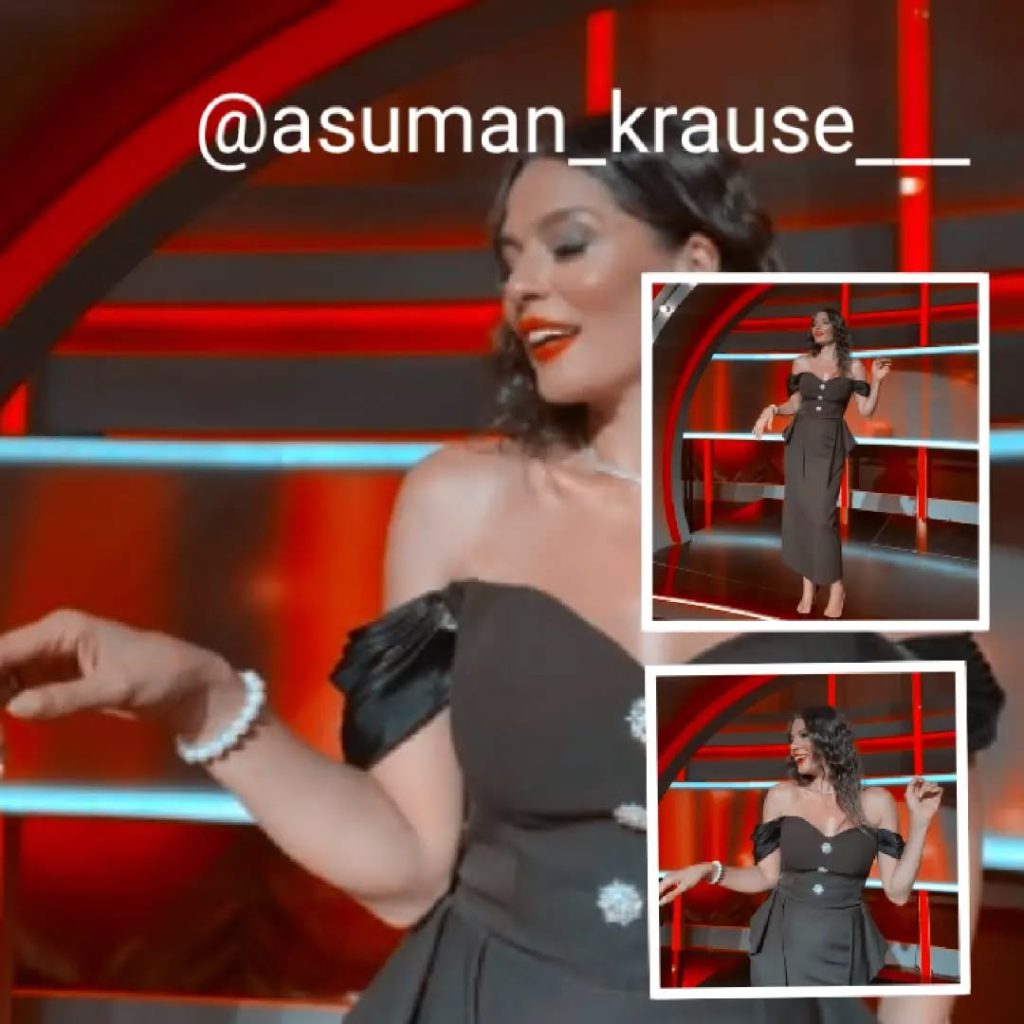 Asuman Krause smiles pussy