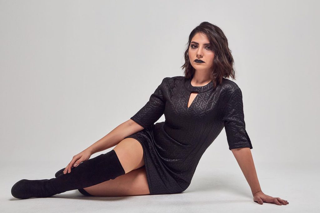 Bahar Candan beautiful hot bikini