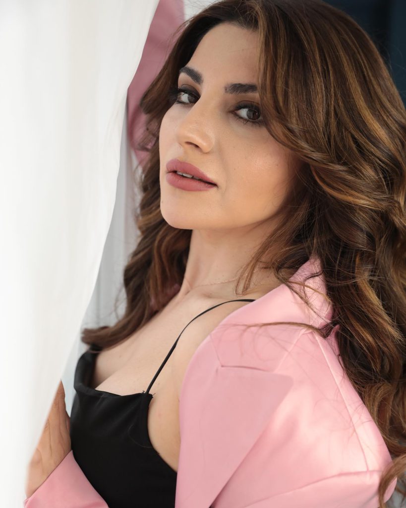 Bahar Candan beautiful xxx