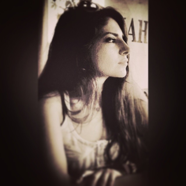 Bahar Candan depicts fire ass