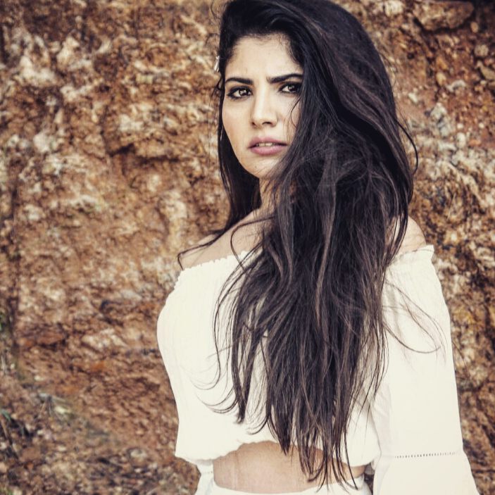 Bahar Candan modeling ass