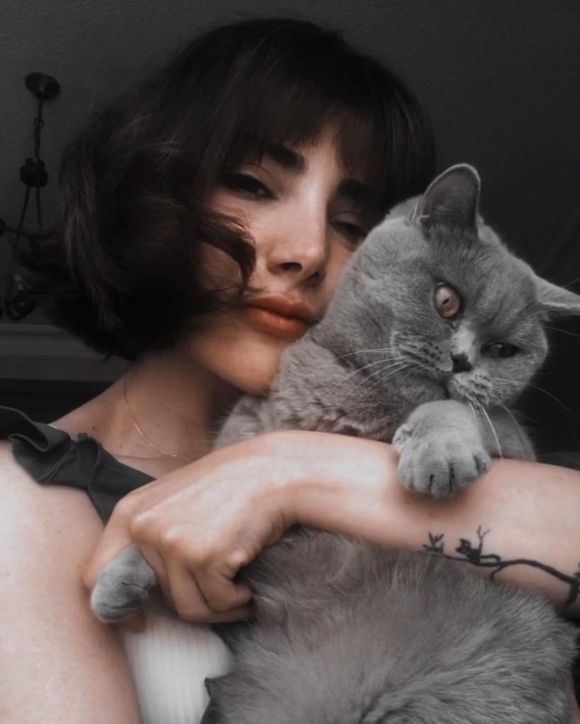 Bahar Candan modeling hot photos