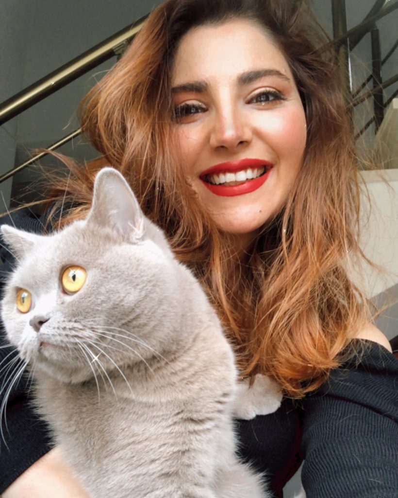 Bahar Candan modeling xxx porn