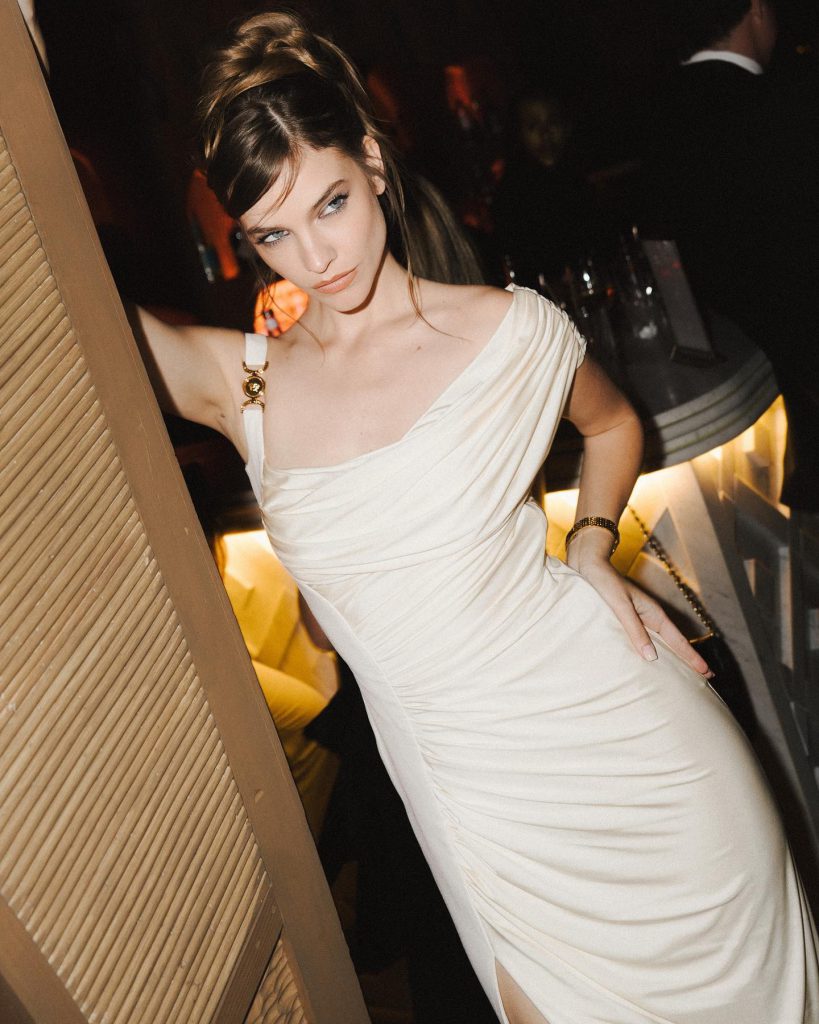 Barbara Palvin smiles sexy