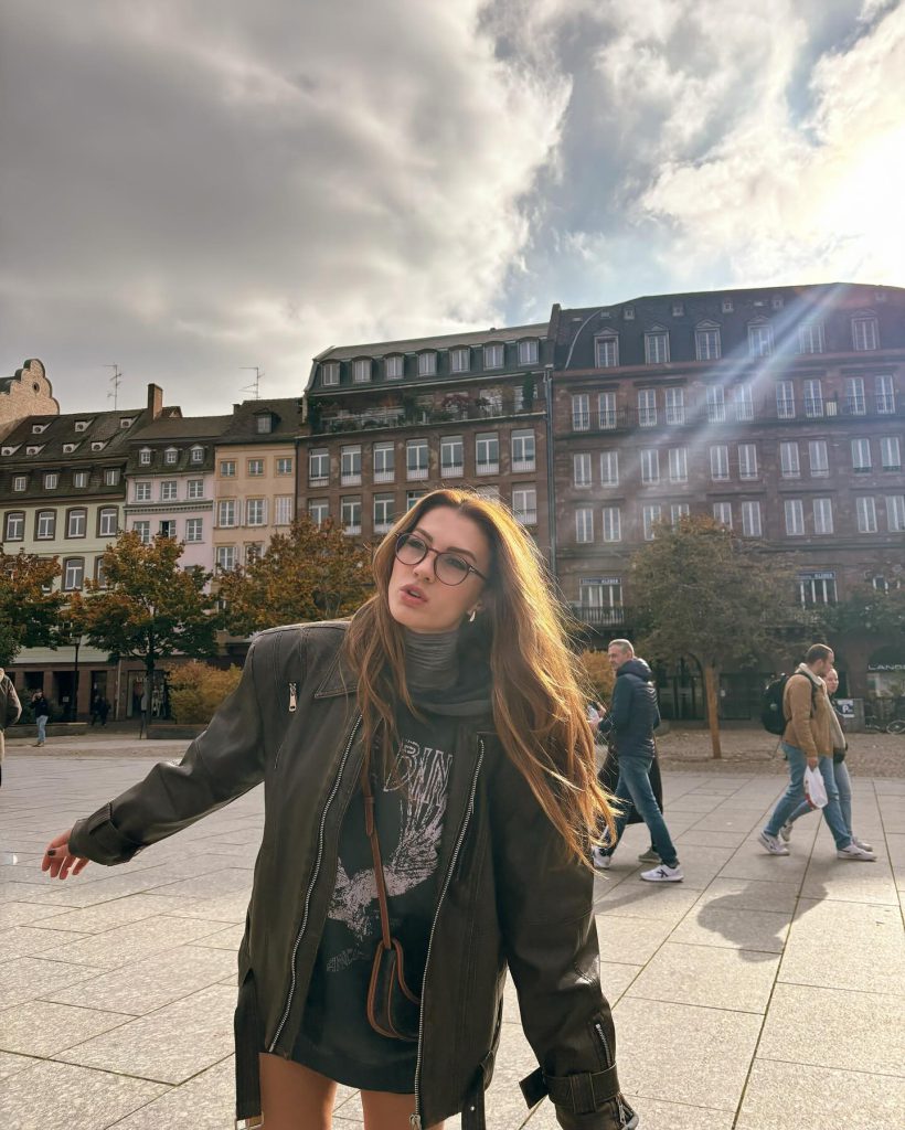 Burcu Özberk ardent xxx porn