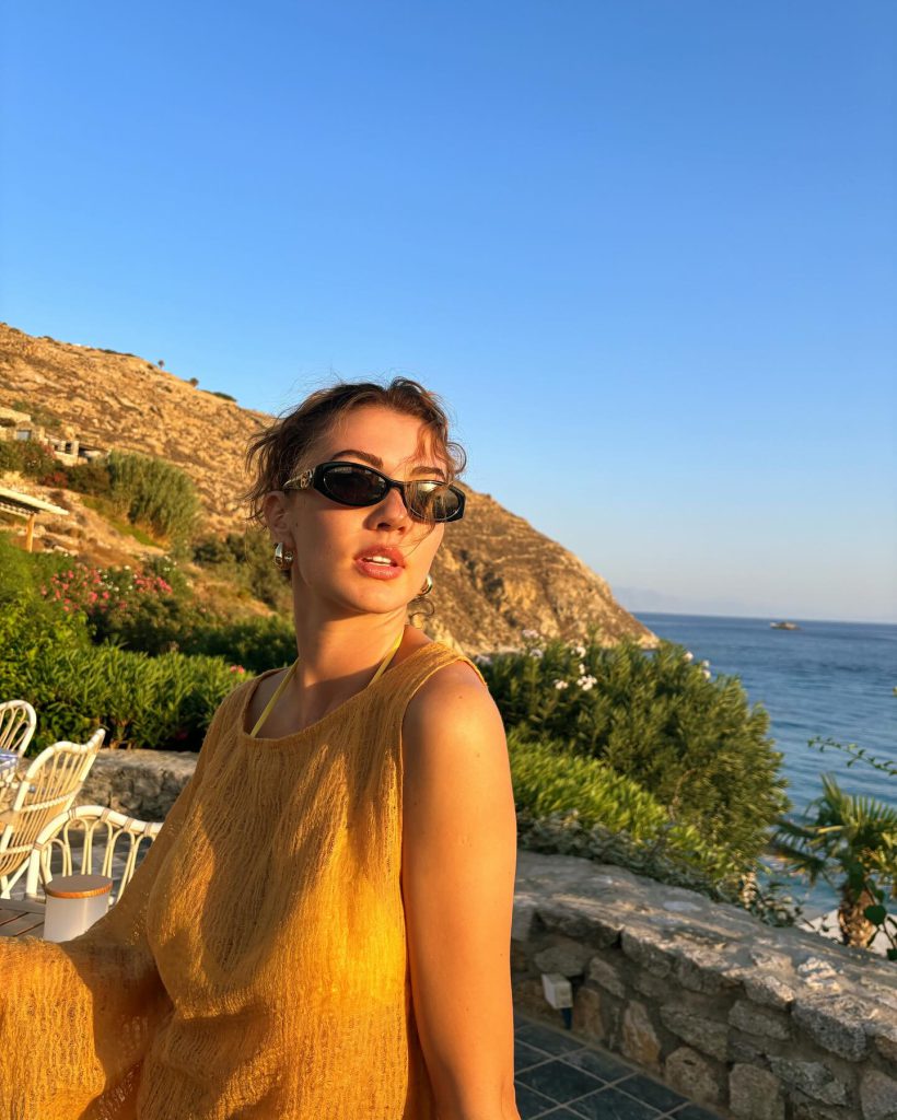 Burcu Özberk beautiful nude