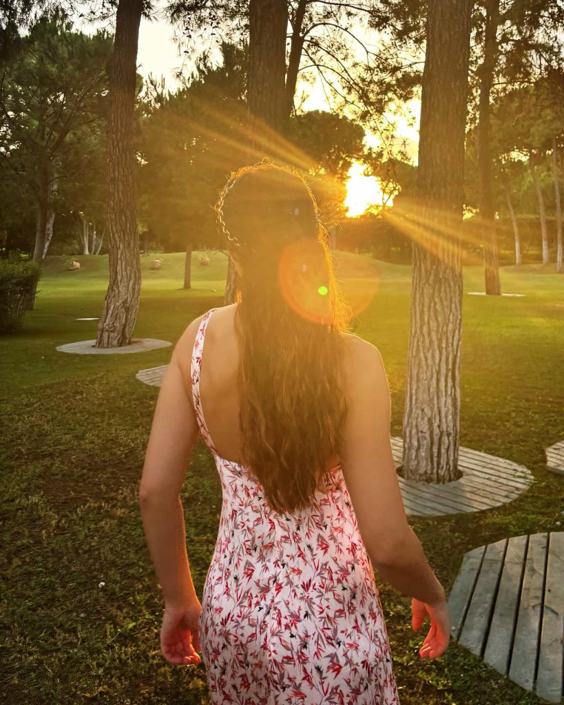 Burcu Özberk depicts fire sex